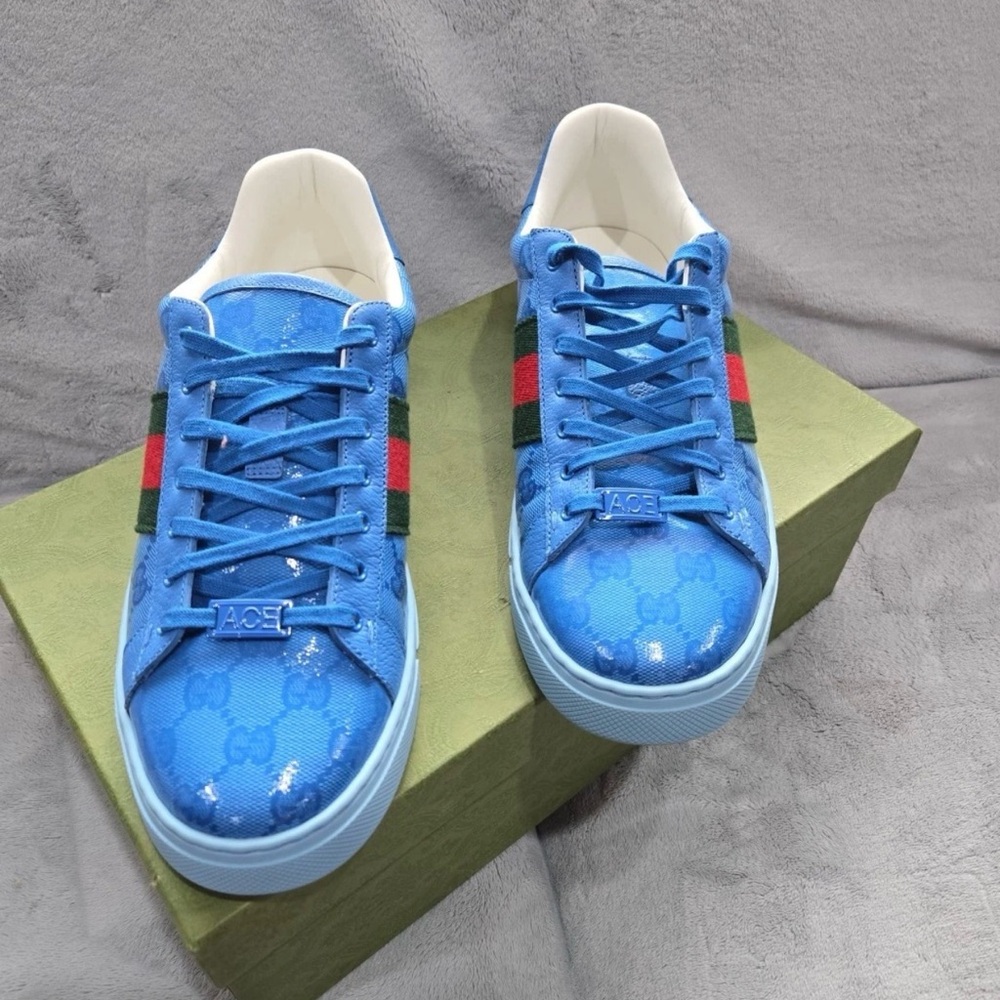 Gucci sneakers